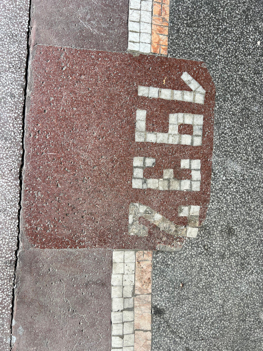 Byt 2+1+terasa, 55m2, Francouzská ul. - 15