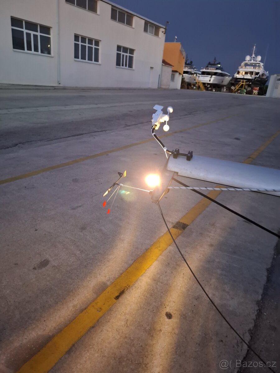 Prodám kajutovou plachetnice avar 32 - 15