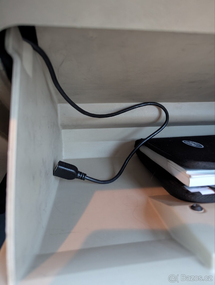 Ford Tourneo Connect 1.8 TDCI + spací nástavba - 15