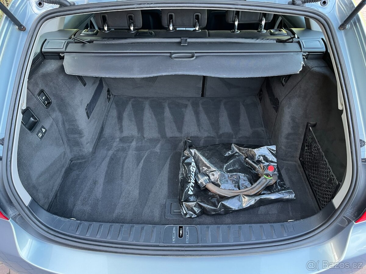 BMW Řada 3, 320i 110kW Navi-Panorama-Serviska - 15