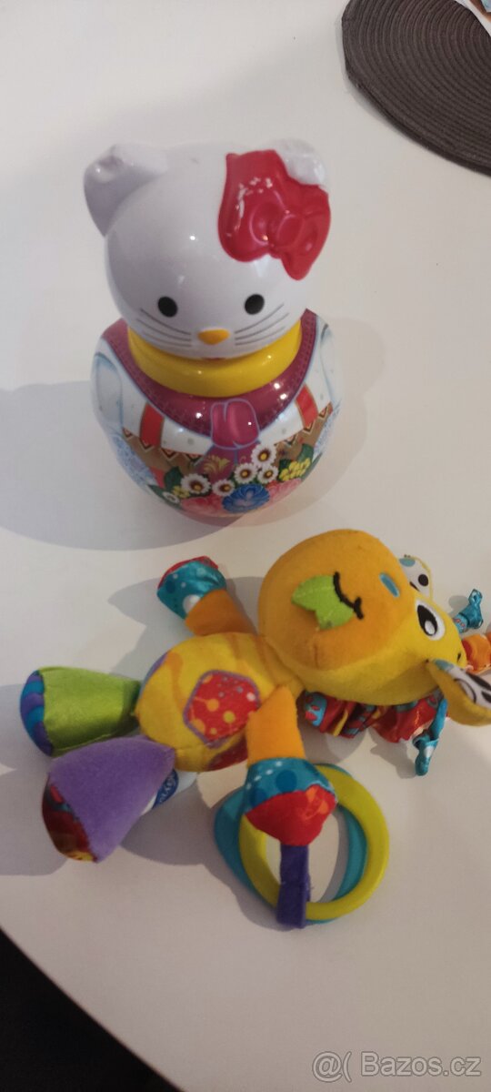 Kojenecké vybavení a hračky - 15