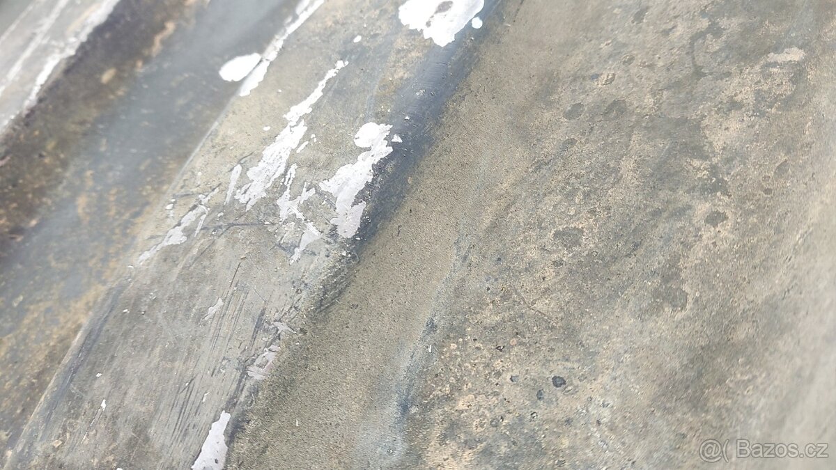 Nissan Patrol Y61 - Nádrž paliva Wagoon - 15