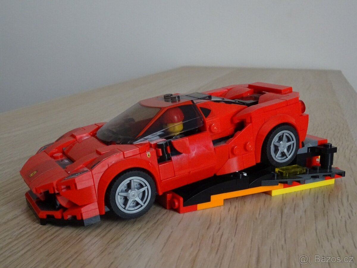 LEGO Speed Champions 76895 Ferrari F8 Tributo - 15