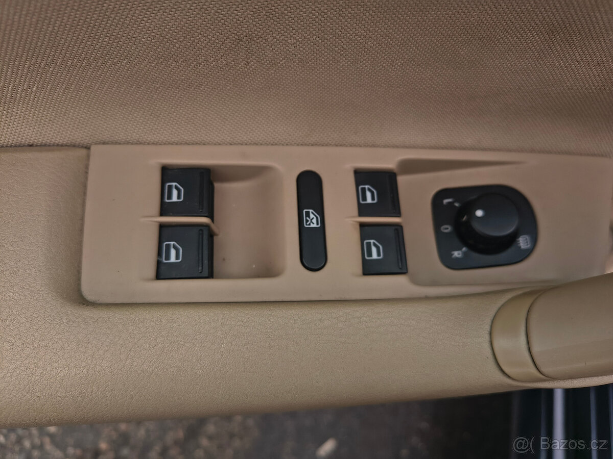 Volkswagen Passat Combi 2.0 TDi DSG - 15