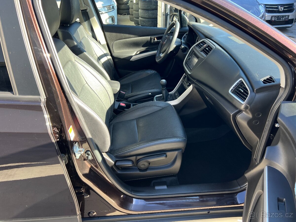SUZUKI SX4 S-Cross 1,6i 88KW 1 MAJ.NAVI.KŮŽE KAMERA VYHŘ.SED - 15