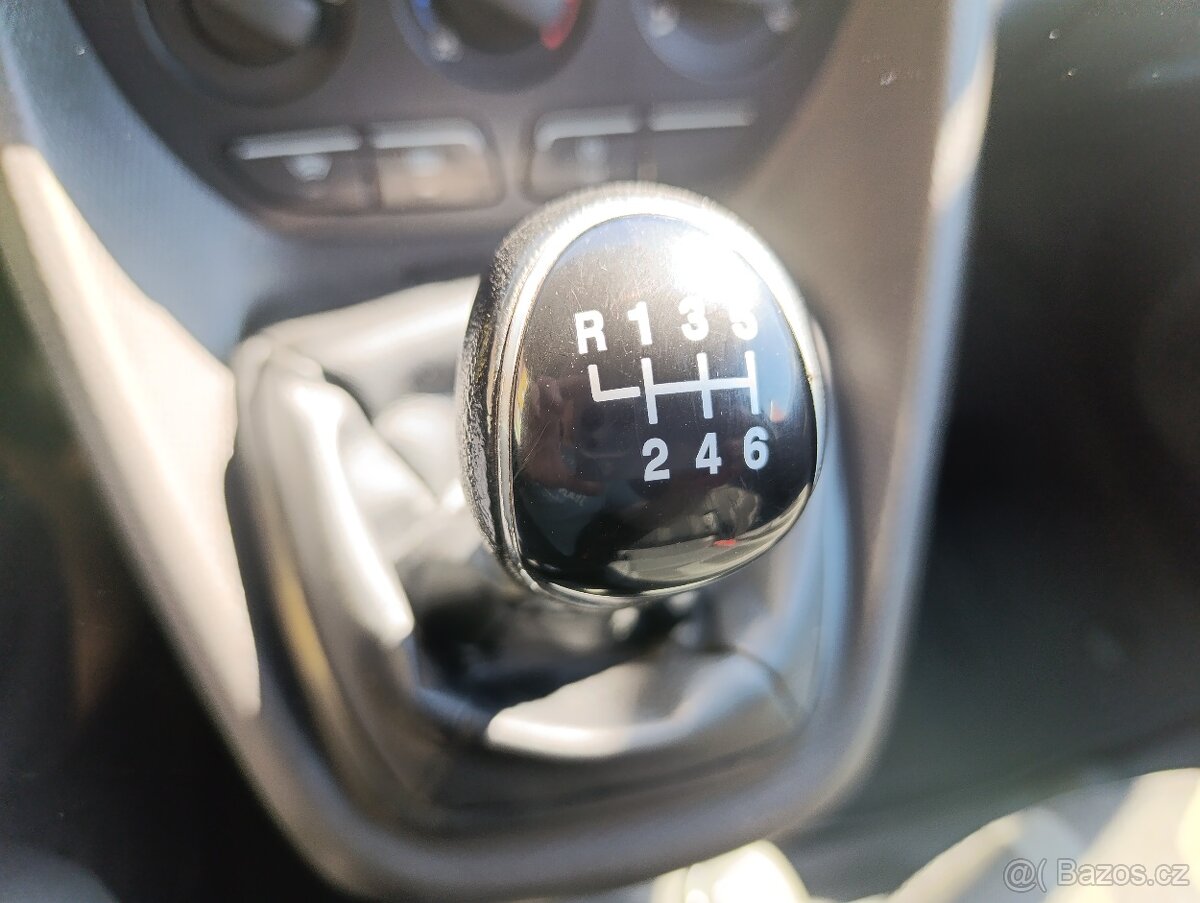 Ford Transit Connect 2017 - 15