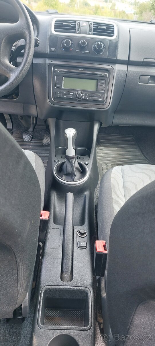 Škoda Fabia 1.2 benzín, SUPER STAV - 15
