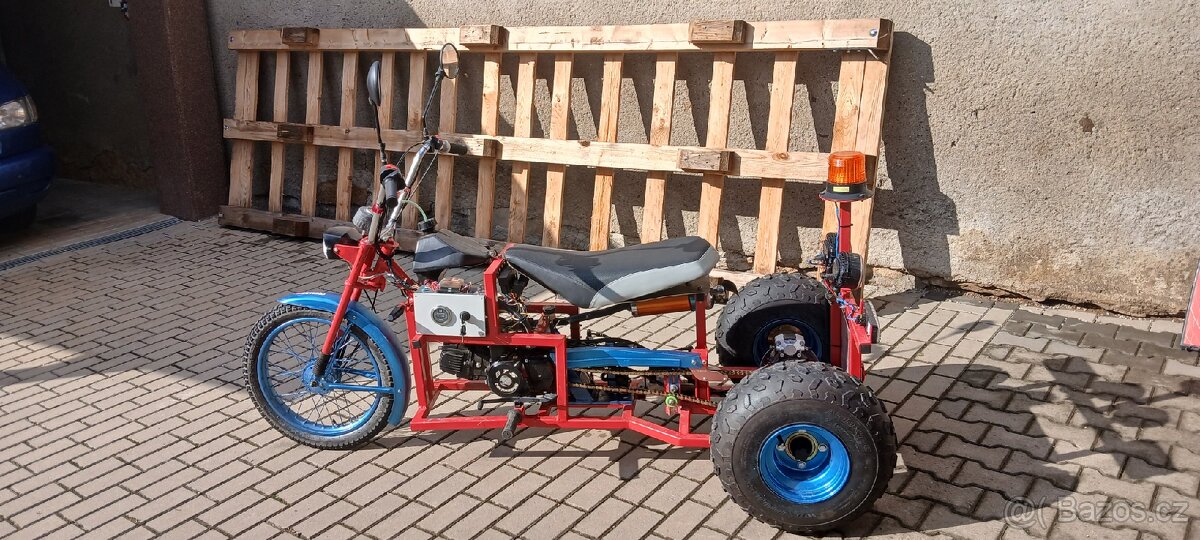 Motorová tříkolka, motokára - 15