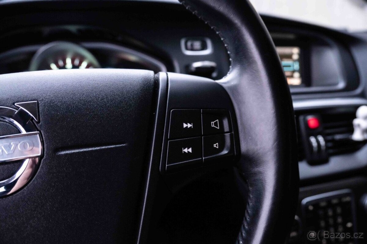 Volvo V40 T2 1.6L Momentum - 15