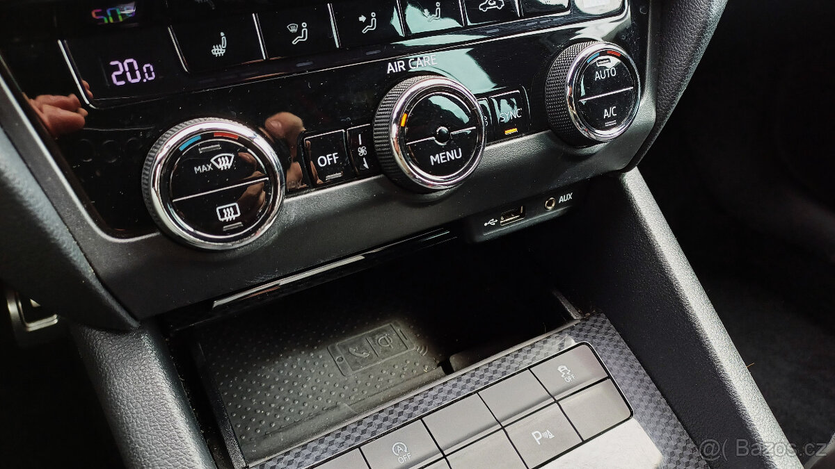 Škoda Octavia combi 2.0 TDI 135kW RS CHALLENGE - bez ADblue - 15