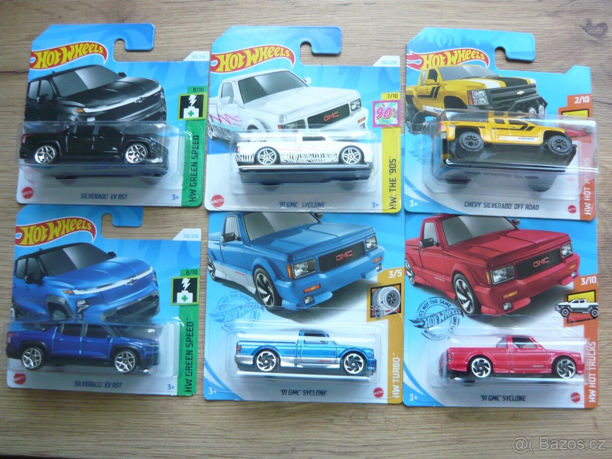 AUTÍČKA HOT WHEELS - 15