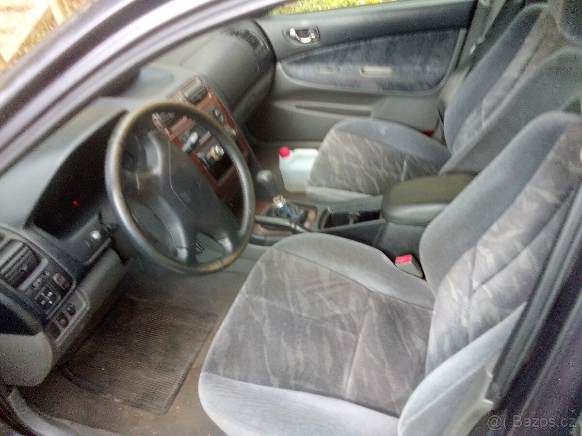 mitsubishi galant 2.5 V6 - 15