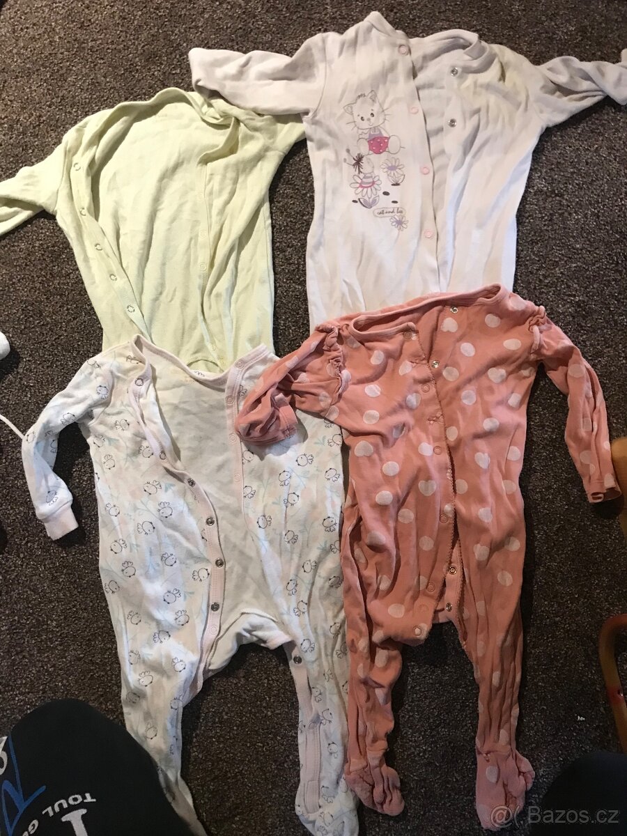 Vybavicka na miminko mix oblečení holcicka - 15