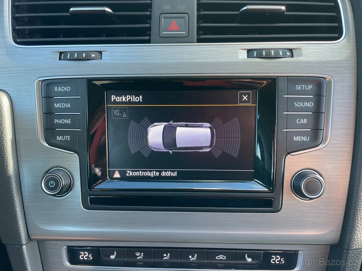 VOLKSWAGEN GOLF 4MOTION r.v. 2014 1,6 TDi - 15