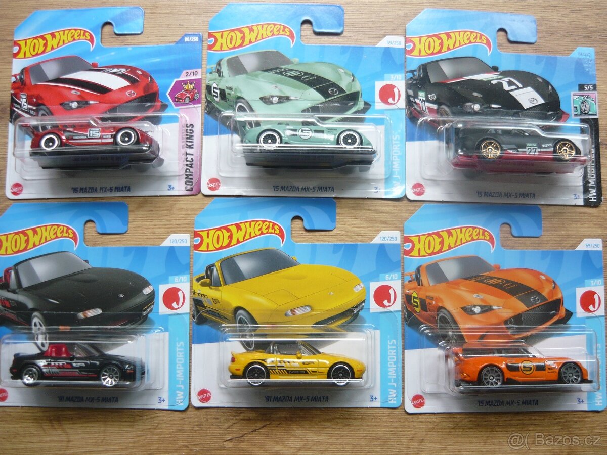 AUTÍČKA HOT WHEELS - 15
