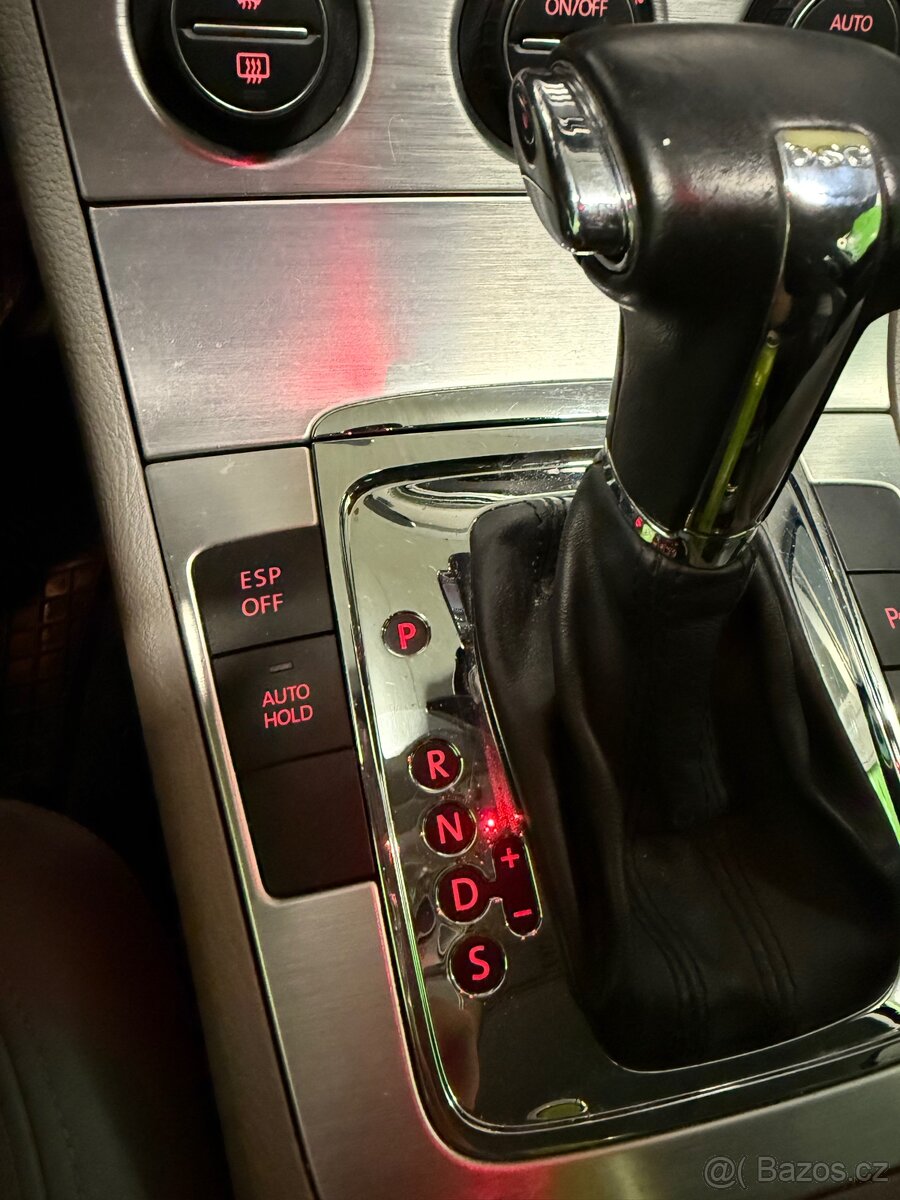 Volkswagen Passat 2.0 TDI 125Kw - 15