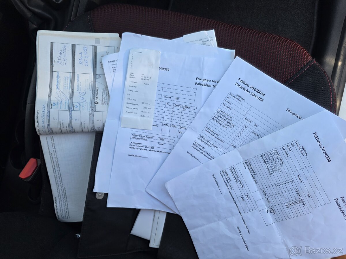 Renault Clio
1.5 DCI - 15