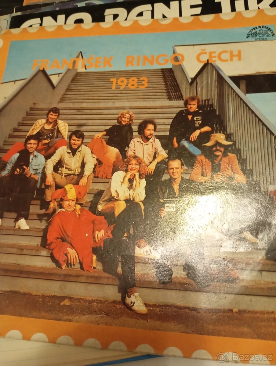 CD,Mc Lp a malý vinyl fota uvnitř - 15