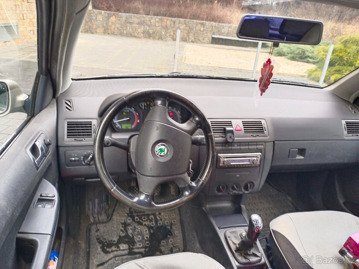 Škoda Fabia 1.2 HTP, 2006, tažné, klima - 15