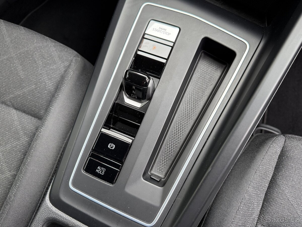 VW Golf Comfortline 1.0 eTSI 81kW DSG ACC - záruka Autodraft - 15