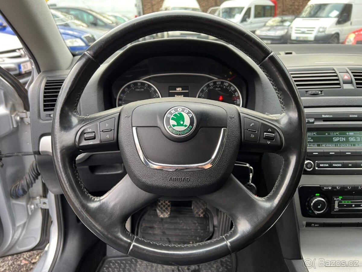 Škoda Octavia 2.0 TDI CR 103 kW tažné klima tempomat 2011 - 15