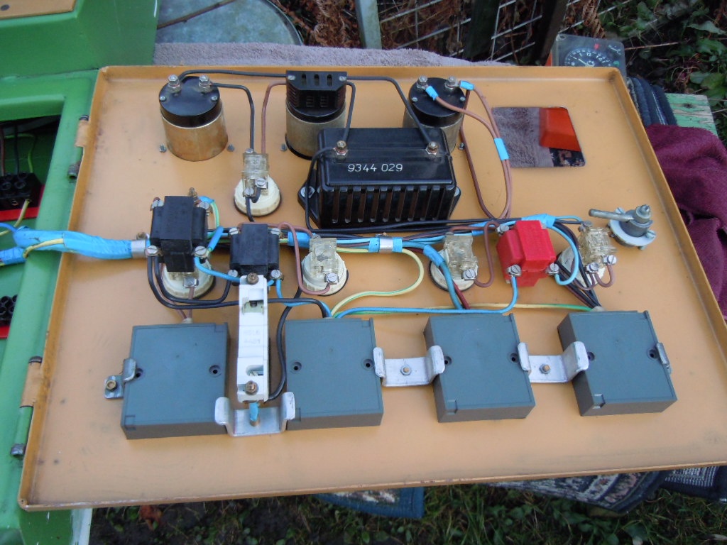 ROZVÁDĚČ VÍCEÚČELOVÝ - 15