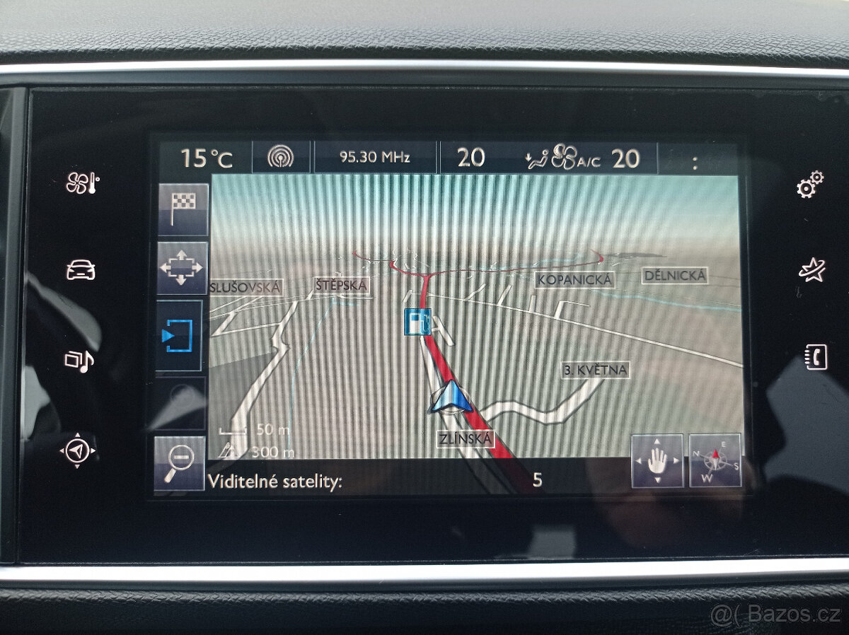 Peugeot 308 1.2i 96kW Navi/Panorama/1Maj - 15