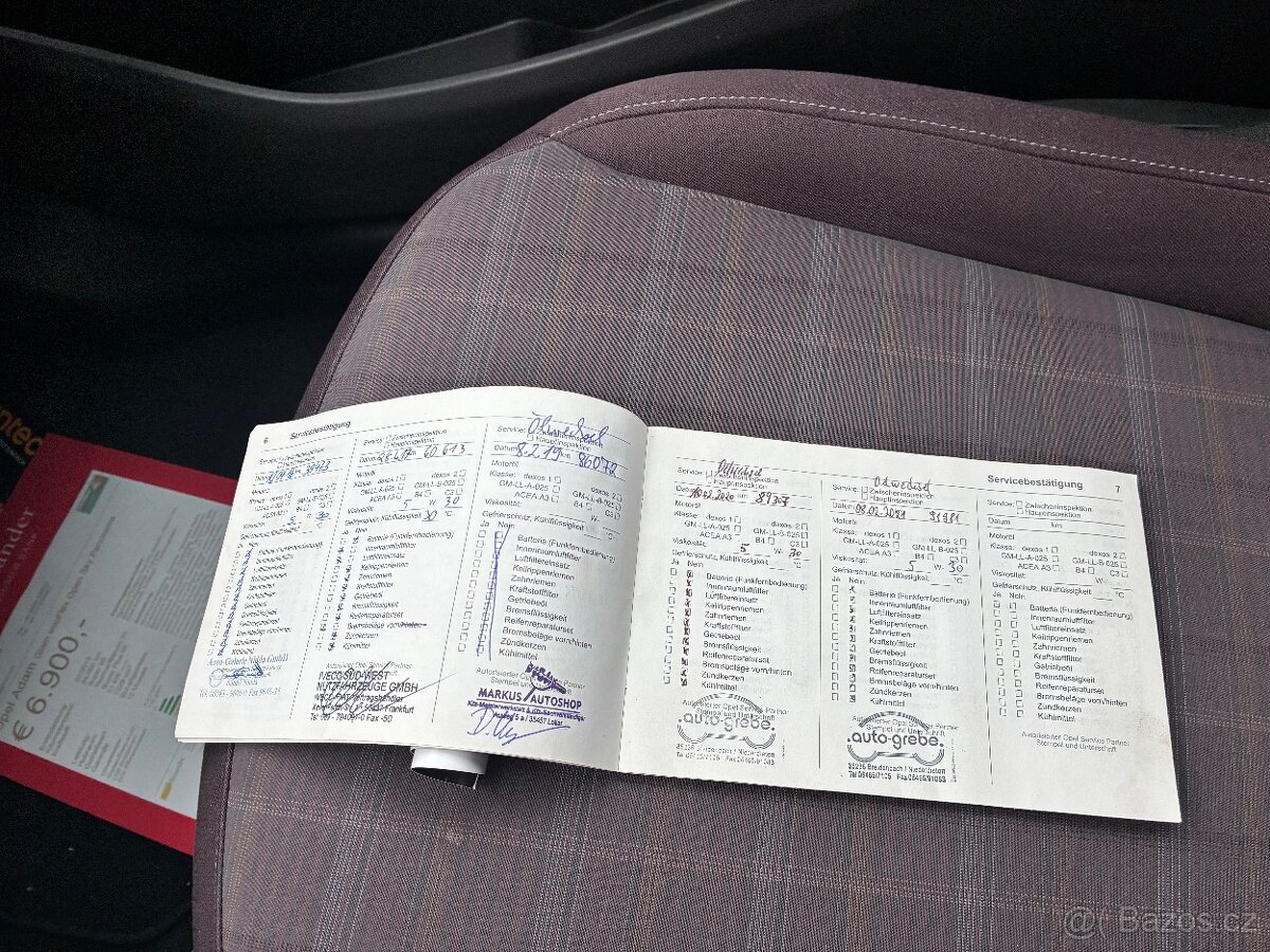 Opel Adam 1,2 i - 15