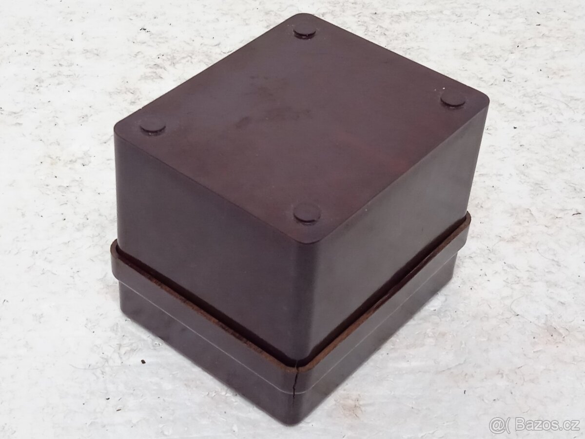 Druopta - Bakelitová krabička s fitry - 15