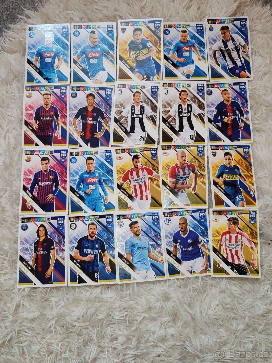 Fotbalové kartičky Panini - 15
