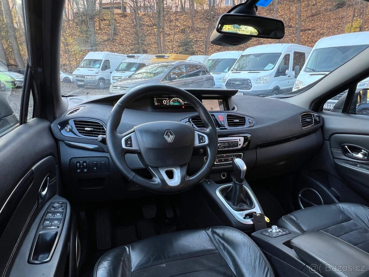 Renault Scenic 2.0 dCi 110 kW 7 míst INITIALE klima 2012 STK - 15