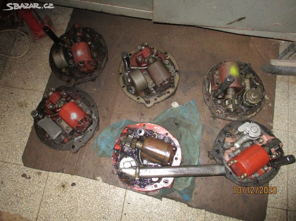 Zetor 3011 díly - 15