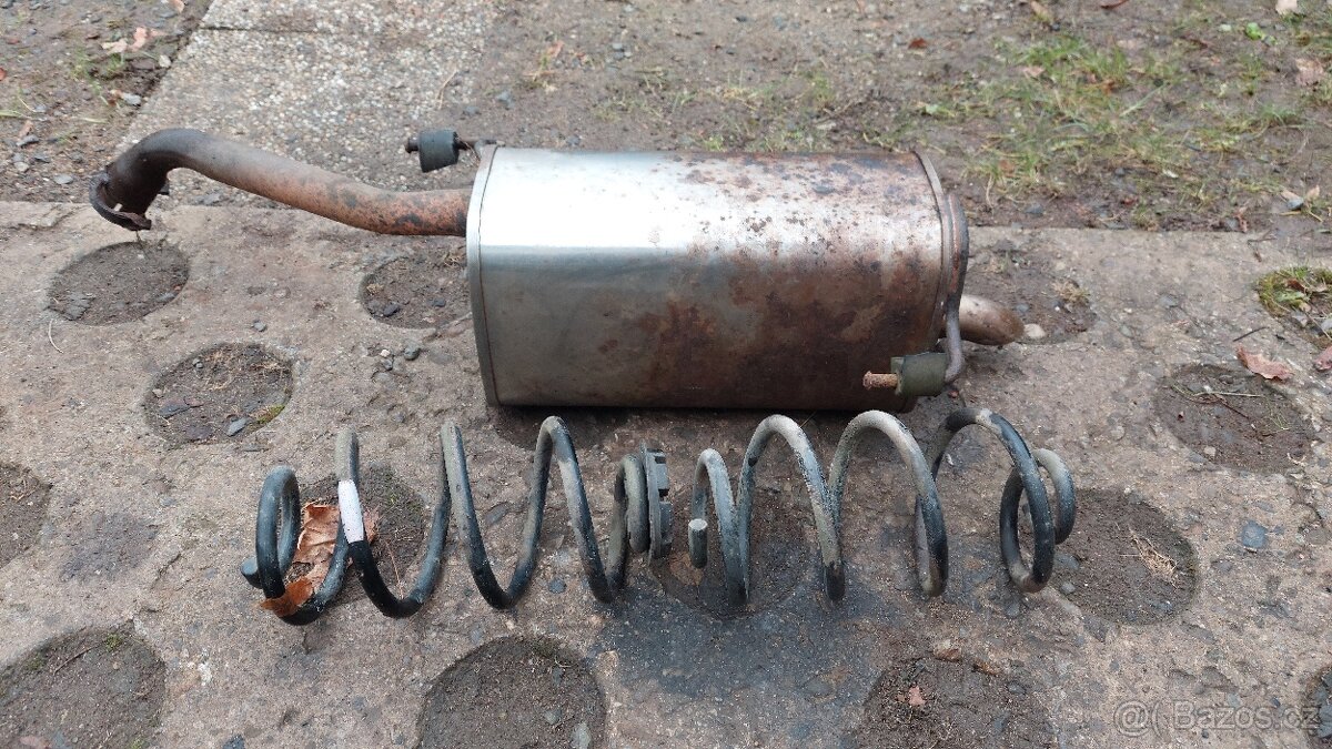 Nissan Note 1.4 - 15