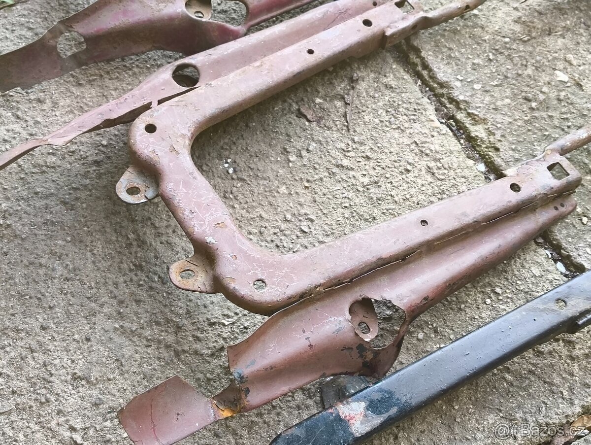 Podsedlový plech rámeček Jawa ČZ 125 175 250 350 353 354 450 - 15