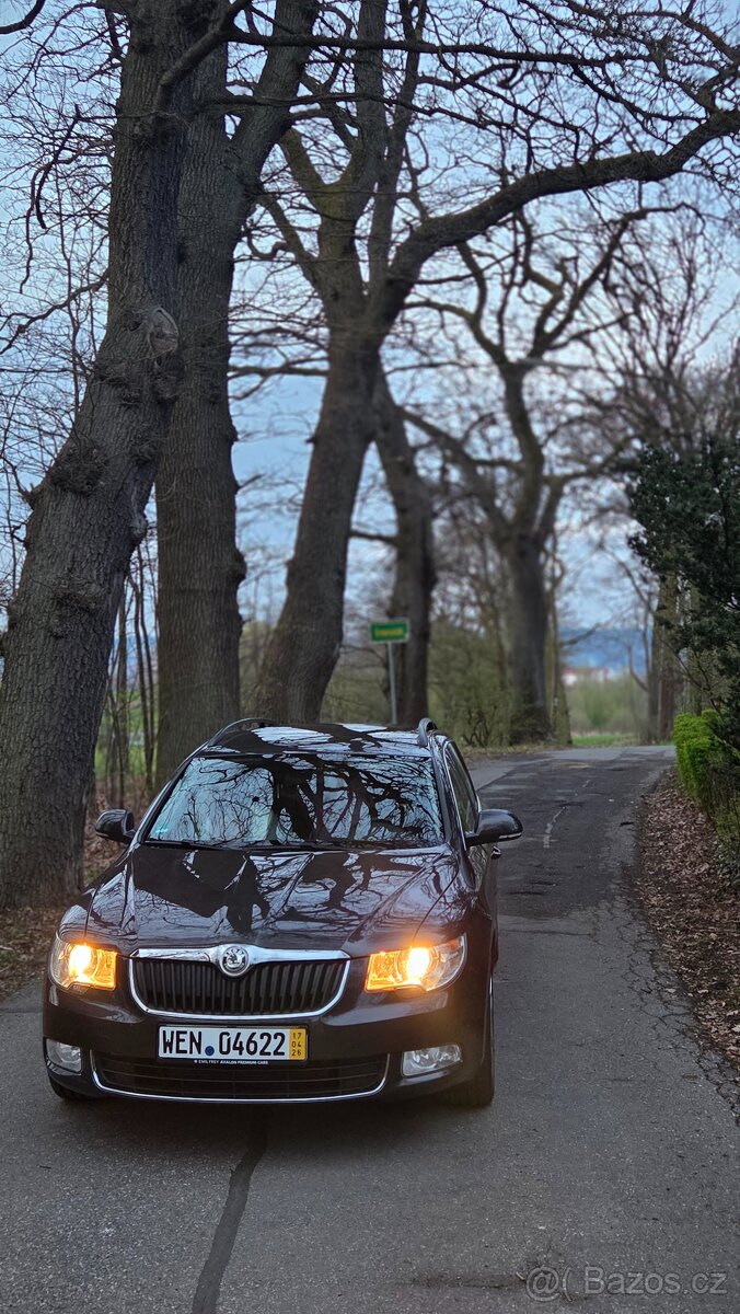 Škoda Superb 2 2011 - 15