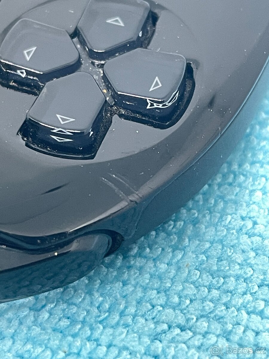 PS VITA PCH-2016 LCD - 15
