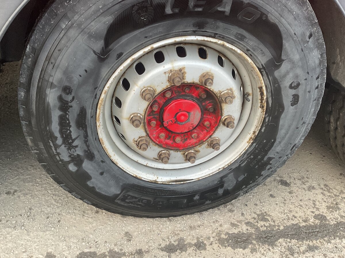 Naves Schwarzmuller - 15