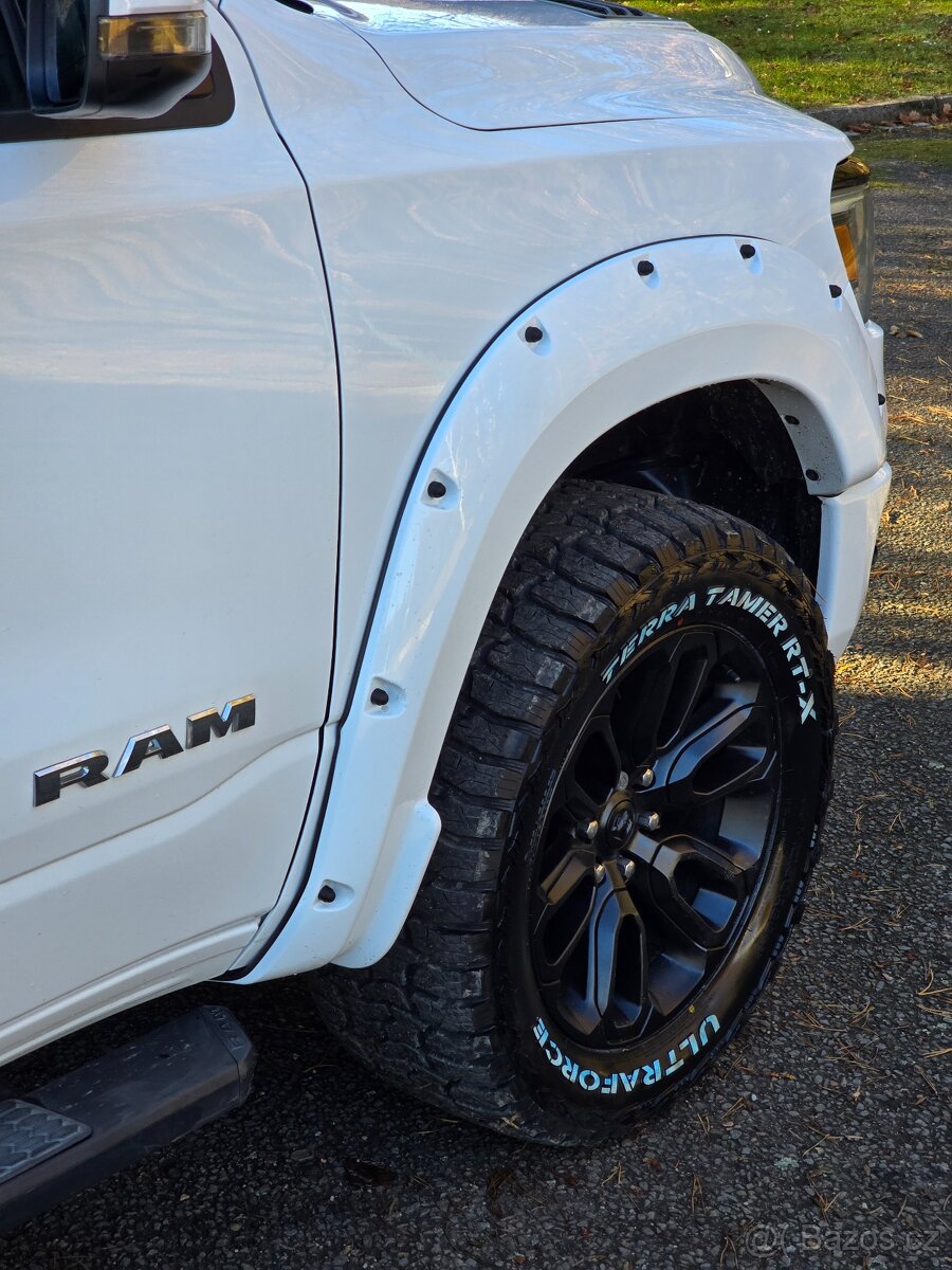 Ram Laramie 2023 - 15