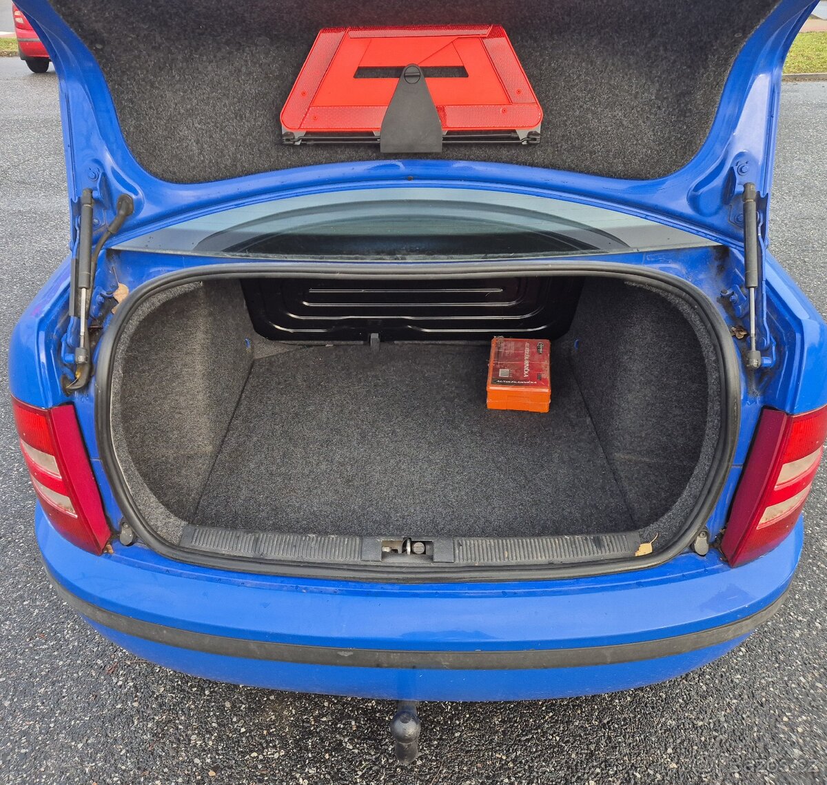 Škoda Fabia 1.4MPi 50kW Tažné najeto 102t.km - 15