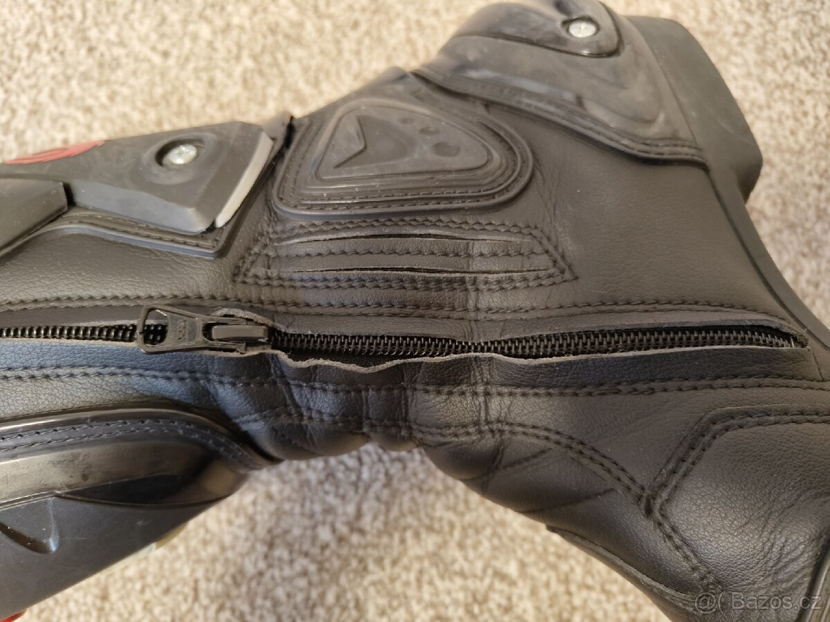 SIDI Vertigo vel. 42 na nohu 41 - 15