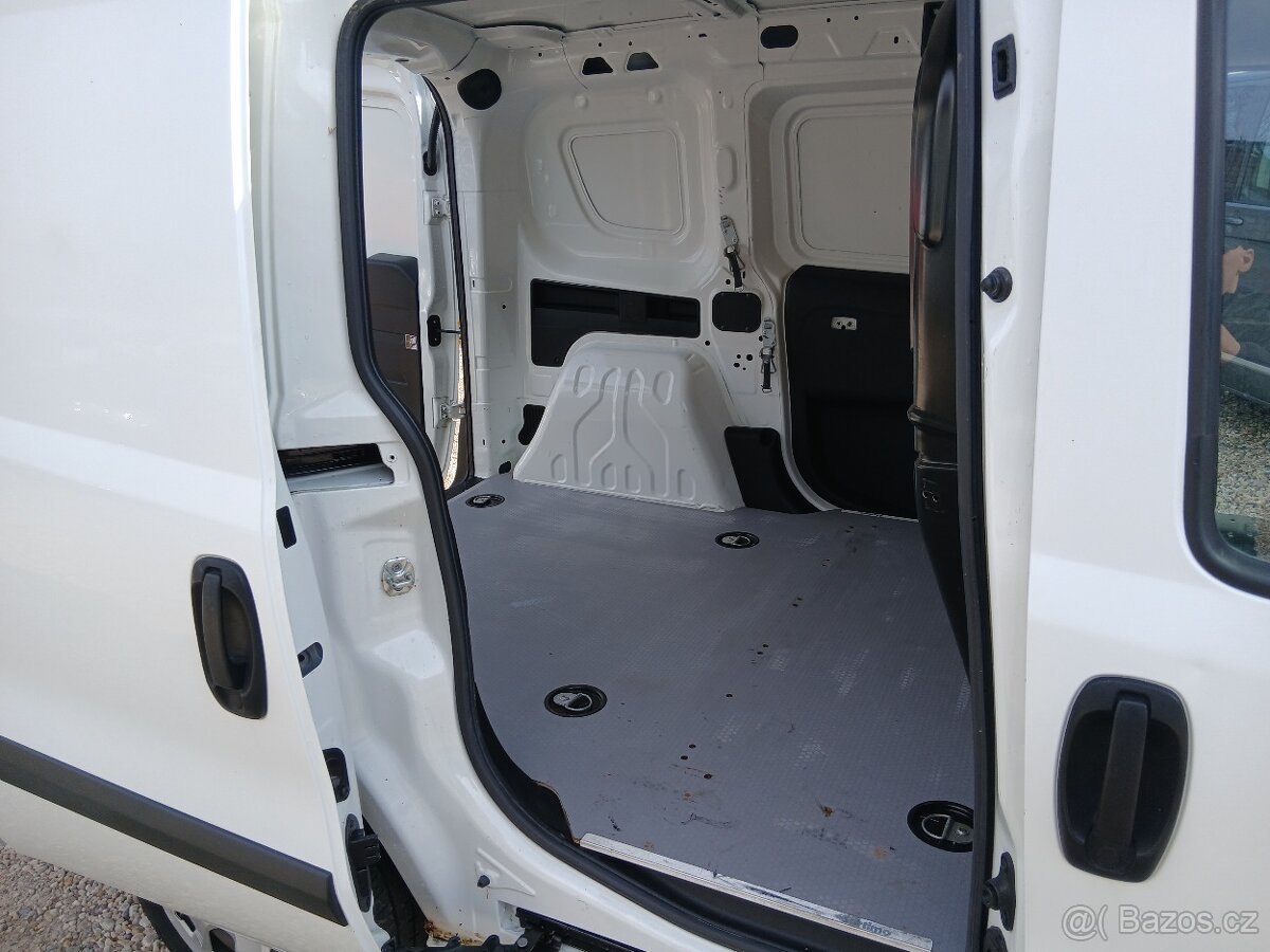 Fiat Doblo 1.3 MJTD 59KW L1 - 15