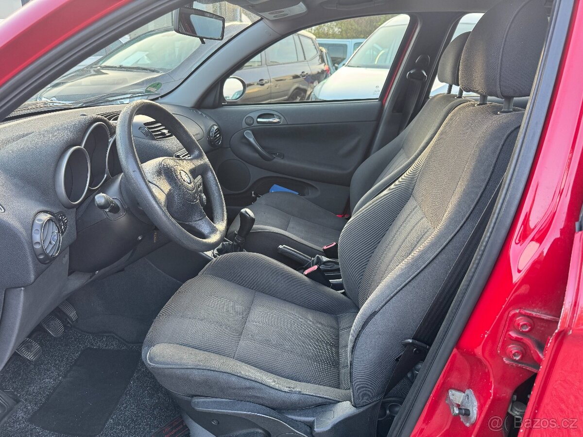 Alfa Romeo 147 1.6i 77kw, 105 000km - 15