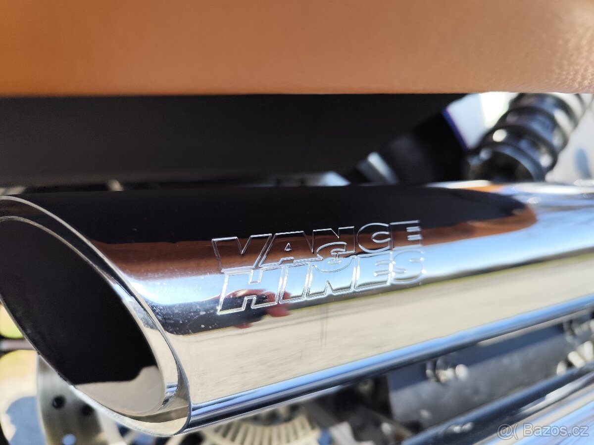 INDIAN SCOUT BOBBER - 15