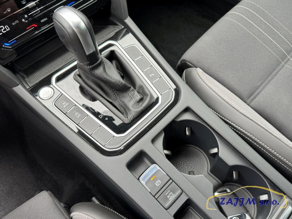 VW Passat Alltrack 2.0TDI 147kw DSG 4/2023 67.000km DPH - 15