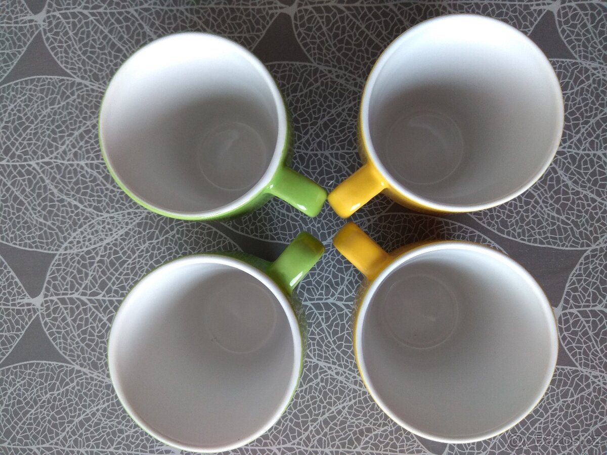 Nové stohovatelné hrnky - 11 ks, různé barvy, 250 ml - 15