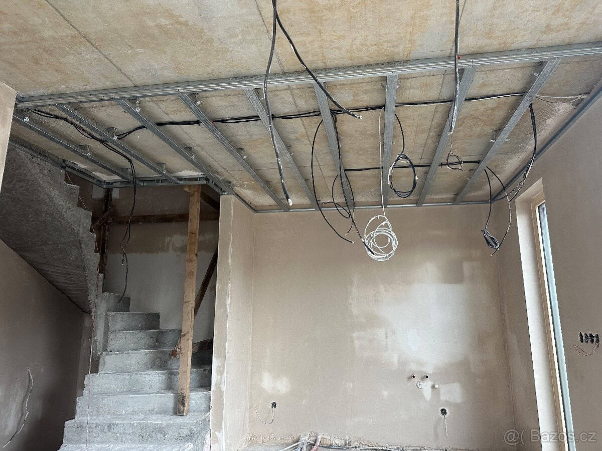 Stavebni práce . Rekonstrukce - 15