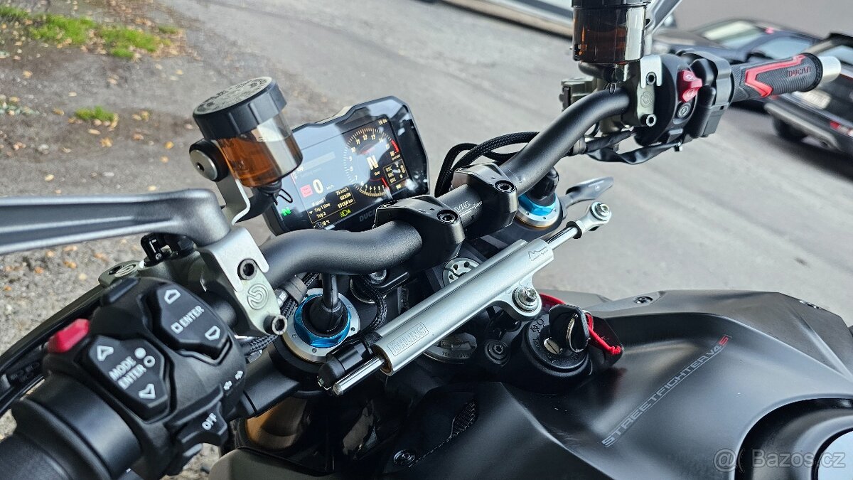 Ducati streetfighter v4s, r.v. 2023 - 15
