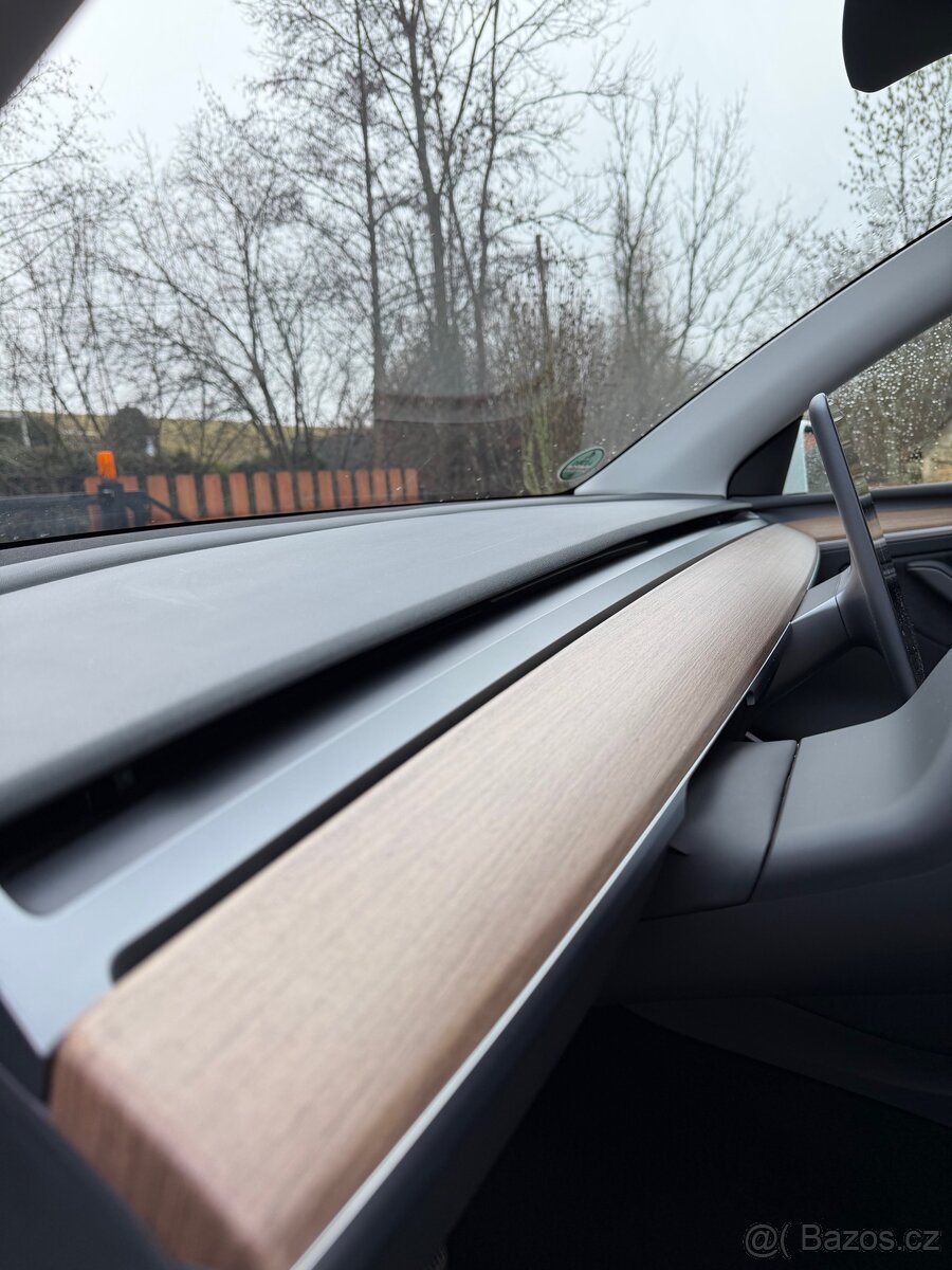 Tesla Model Y Long-Range 2023 DPH cena vcetně TOP 1.majitel - 15