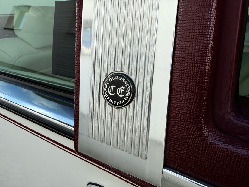 Na prodej: Cadillac DeVille Presidential (1991) - 15