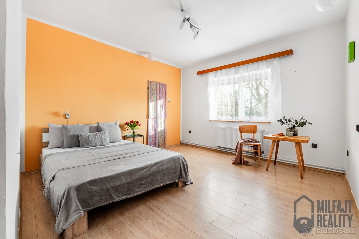 Dvougenerační RD (3+1, 4+kk), 2.135 m2 pozemek, Železný Brod - 15